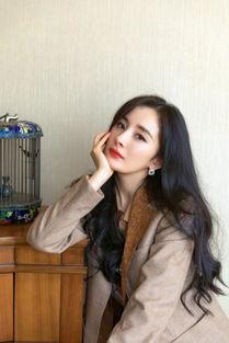 国产眼镜熟女视频聊天,私密视频聊天揭秘