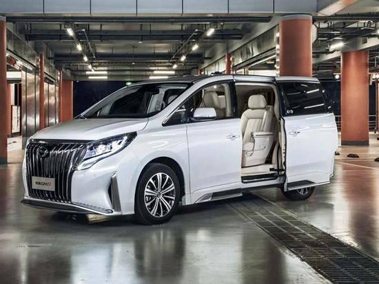 国产埃尔法拆车视频,内部构造与性能解析