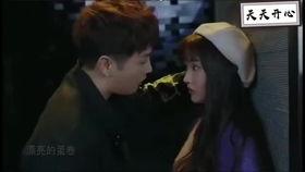 澳门国产成人情侣视频,激情瞬间，揭秘成人情感世界