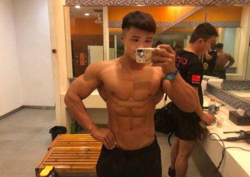 国产最帅腹肌男视频网站,视频网站上的健身风采  第1张